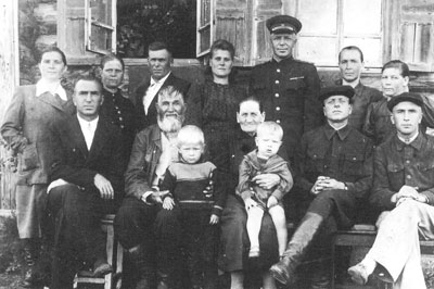 Большая семья Оглуздиных. 1951 год